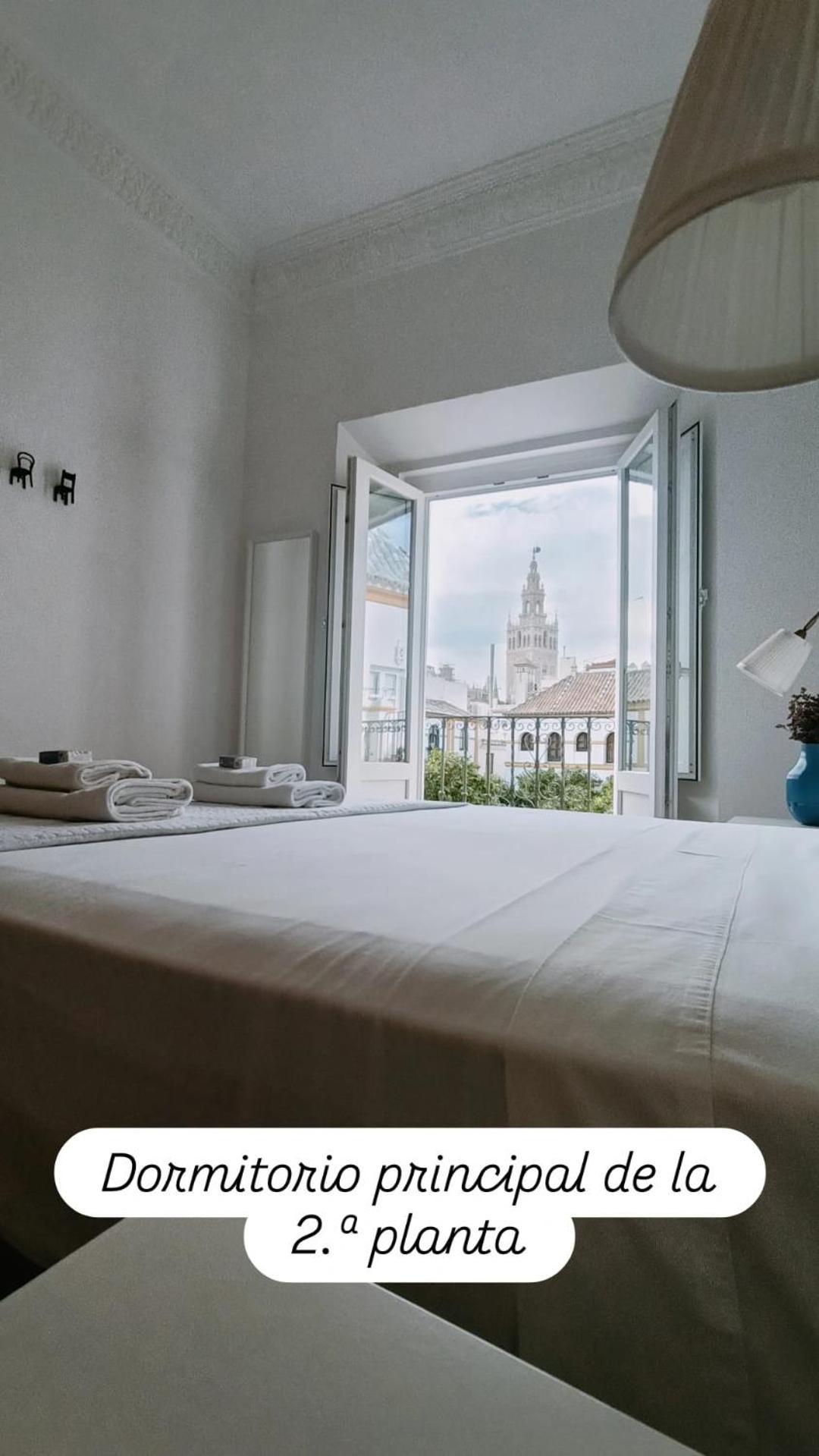 Apartamentos En La Plaza Dona Elvira, 7 Sevilha Exterior foto